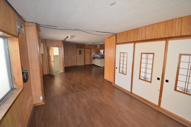 長野県中古店舗住宅