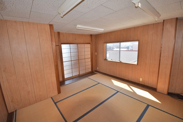 長野県中古店舗住宅